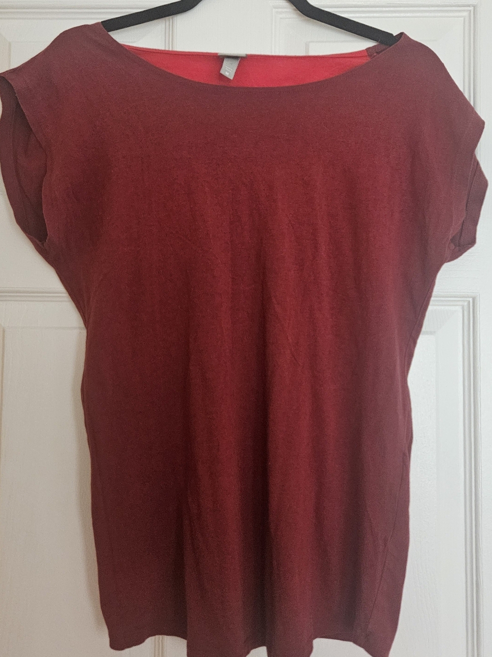 Bench Women's Burgundy Sleeveless Tank Top. Size M. Cotton/Viscose